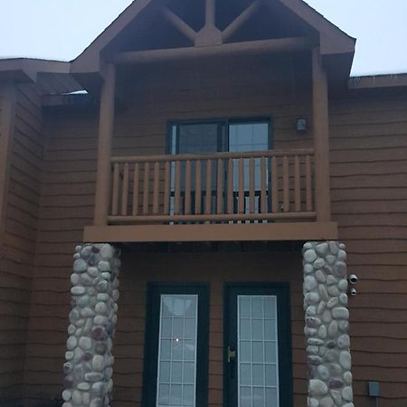 2Br Rustic Villa Utica ภายนอก รูปภาพ